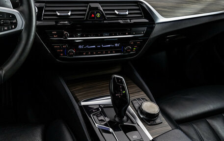 BMW 5 серия, 2021 год, 3 999 000 рублей, 14 фотография