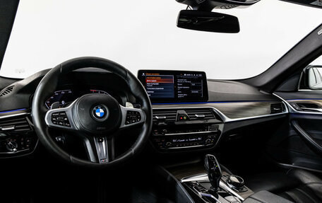 BMW 5 серия, 2021 год, 3 999 000 рублей, 16 фотография