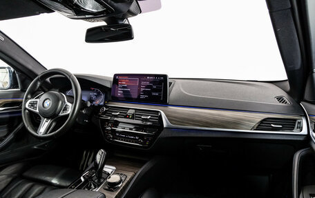 BMW 5 серия, 2021 год, 3 999 000 рублей, 10 фотография