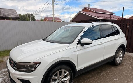 Volkswagen Tiguan II, 2019 год, 2 540 000 рублей, 3 фотография