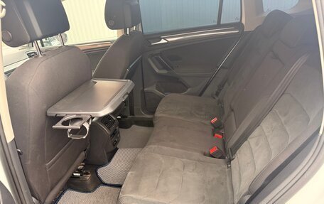 Volkswagen Tiguan II, 2019 год, 2 540 000 рублей, 9 фотография