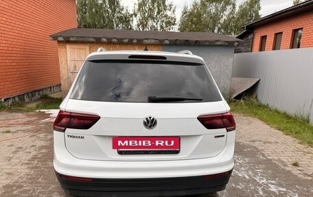 Volkswagen Tiguan II, 2019 год, 2 540 000 рублей, 8 фотография