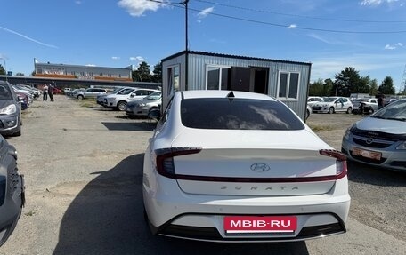 Hyundai Sonata VIII, 2021 год, 1 900 000 рублей, 7 фотография