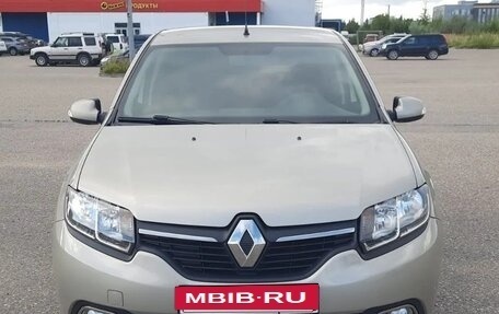 Renault Logan II, 2018 год, 765 000 рублей, 2 фотография