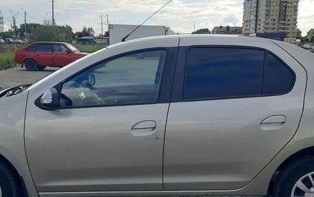 Renault Logan II, 2018 год, 765 000 рублей, 4 фотография