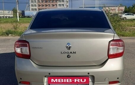 Renault Logan II, 2018 год, 765 000 рублей, 7 фотография