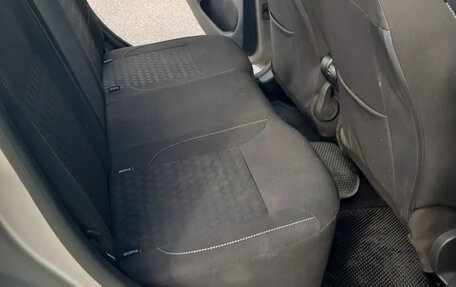 Renault Logan II, 2018 год, 765 000 рублей, 20 фотография