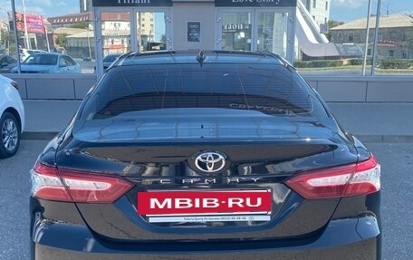Toyota Camry, 2020 год, 3 000 000 рублей, 3 фотография