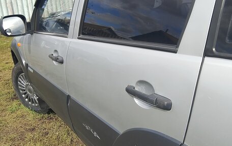 Chevrolet Niva I рестайлинг, 2010 год, 370 000 рублей, 3 фотография