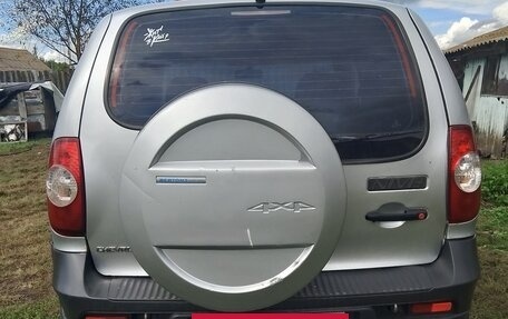 Chevrolet Niva I рестайлинг, 2010 год, 370 000 рублей, 6 фотография