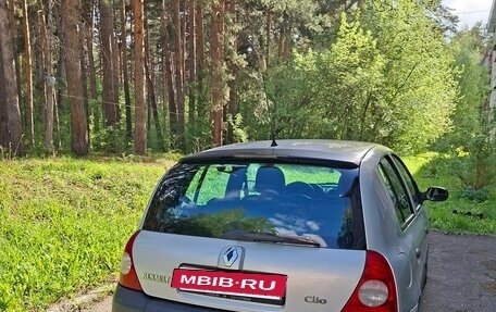 Renault Clio III, 2004 год, 350 000 рублей, 3 фотография
