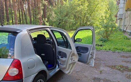 Renault Clio III, 2004 год, 350 000 рублей, 9 фотография