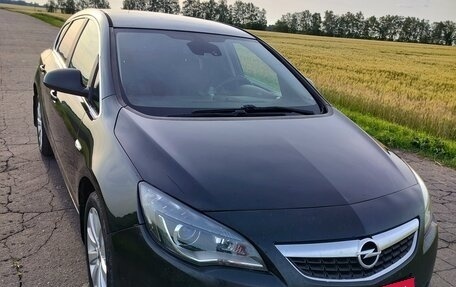 Opel Astra J, 2011 год, 550 000 рублей, 11 фотография