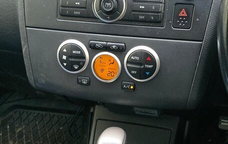 Nissan Tiida, 2005 год, 390 000 рублей, 12 фотография