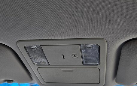 Nissan Tiida, 2005 год, 390 000 рублей, 16 фотография