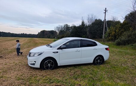 KIA Rio III рестайлинг, 2015 год, 850 000 рублей, 14 фотография