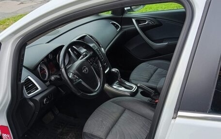 Opel Astra J, 2013 год, 570 000 рублей, 6 фотография