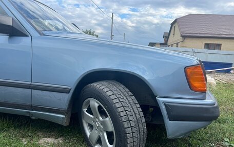 Mercedes-Benz W124, 1986 год, 350 000 рублей, 6 фотография