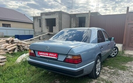 Mercedes-Benz W124, 1986 год, 350 000 рублей, 4 фотография