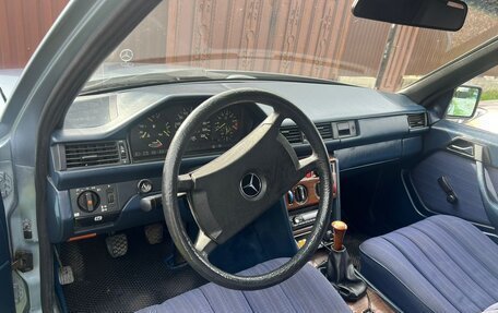 Mercedes-Benz W124, 1986 год, 350 000 рублей, 10 фотография