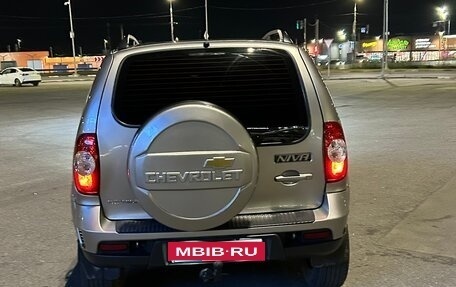Chevrolet Niva I рестайлинг, 2012 год, 580 000 рублей, 5 фотография