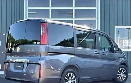 Honda Stepwgn IV, 2015 год, 1 200 000 рублей, 3 фотография