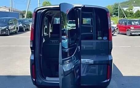 Honda Stepwgn IV, 2015 год, 1 200 000 рублей, 9 фотография