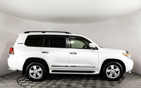 Toyota Land Cruiser 200, 2014 год, 3 299 000 рублей, 5 фотография