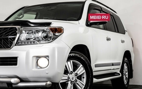 Toyota Land Cruiser 200, 2014 год, 3 299 000 рублей, 2 фотография