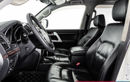 Toyota Land Cruiser 200, 2014 год, 3 299 000 рублей, 21 фотография