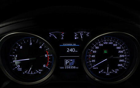 Toyota Land Cruiser 200, 2014 год, 3 299 000 рублей, 30 фотография