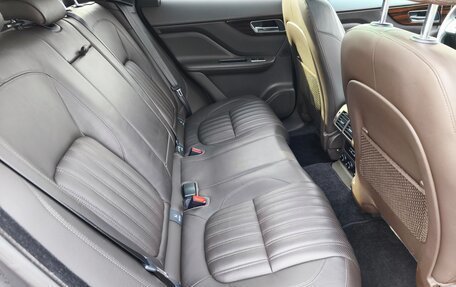 Jaguar F-Pace, 2016 год, 2 780 000 рублей, 17 фотография