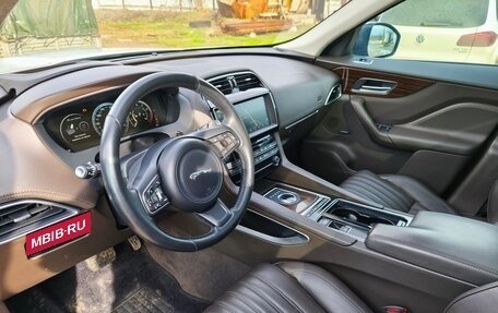 Jaguar F-Pace, 2016 год, 2 780 000 рублей, 11 фотография