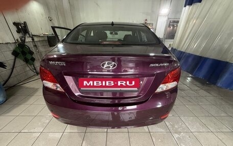 Hyundai Solaris II рестайлинг, 2013 год, 800 000 рублей, 2 фотография