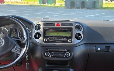 Volkswagen Tiguan I, 2011 год, 1 300 000 рублей, 13 фотография