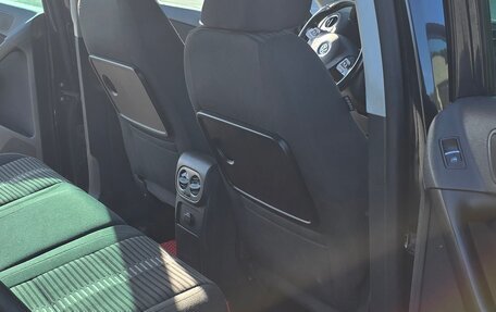 Volkswagen Tiguan I, 2011 год, 1 300 000 рублей, 30 фотография