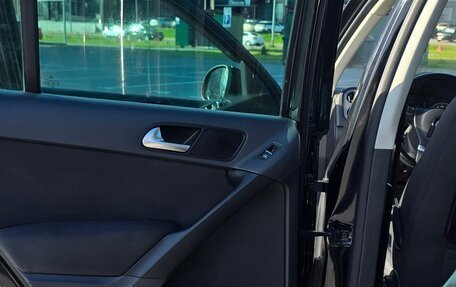 Volkswagen Tiguan I, 2011 год, 1 300 000 рублей, 38 фотография