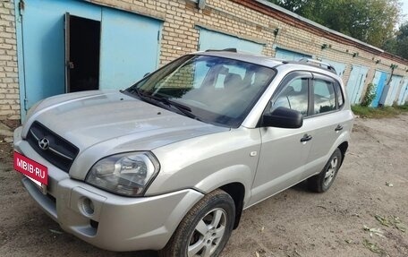 Hyundai Tucson III, 2007 год, 700 000 рублей, 5 фотография