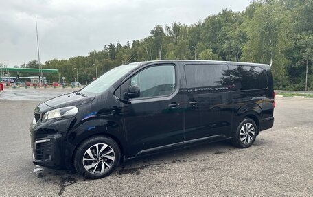 Peugeot Traveller I, 2018 год, 3 690 000 рублей, 13 фотография