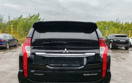 Mitsubishi Pajero Sport III рестайлинг, 2017 год, 2 599 000 рублей, 6 фотография