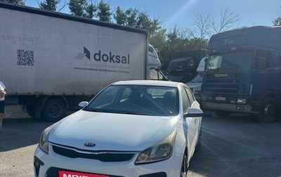 KIA Rio IV, 2018 год, 900 000 рублей, 1 фотография