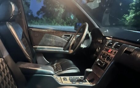 Mercedes-Benz E-Класс, 1997 год, 250 000 рублей, 3 фотография