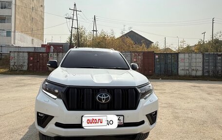 Toyota Land Cruiser Prado 150 рестайлинг 2, 2023 год, 5 500 000 рублей, 2 фотография