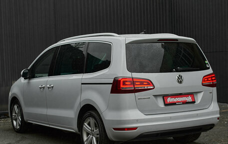 Volkswagen Sharan II, 2017 год, 1 695 000 рублей, 6 фотография