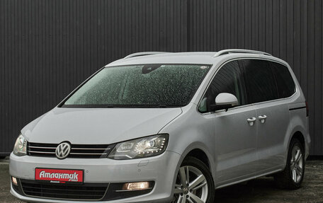 Volkswagen Sharan II, 2017 год, 1 695 000 рублей, 3 фотография