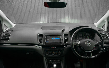 Volkswagen Sharan II, 2017 год, 1 695 000 рублей, 12 фотография