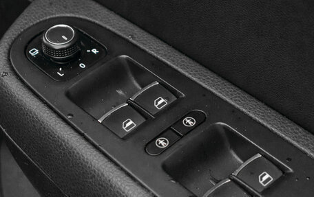 Volkswagen Sharan II, 2017 год, 1 695 000 рублей, 24 фотография