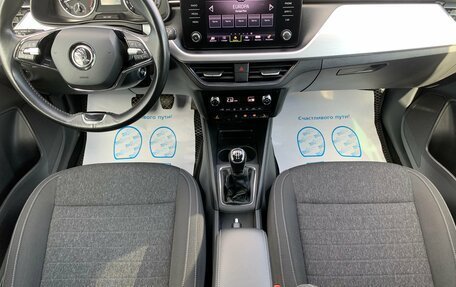 Skoda Rapid II, 2020 год, 1 567 000 рублей, 29 фотография
