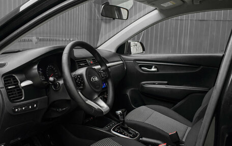 KIA Rio IV, 2018 год, 1 620 000 рублей, 9 фотография