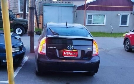 Toyota Prius, 2014 год, 1 100 000 рублей, 4 фотография